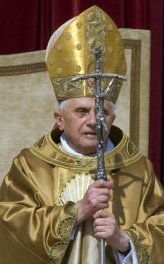 benoit_xvi.JPG (17460 bytes)